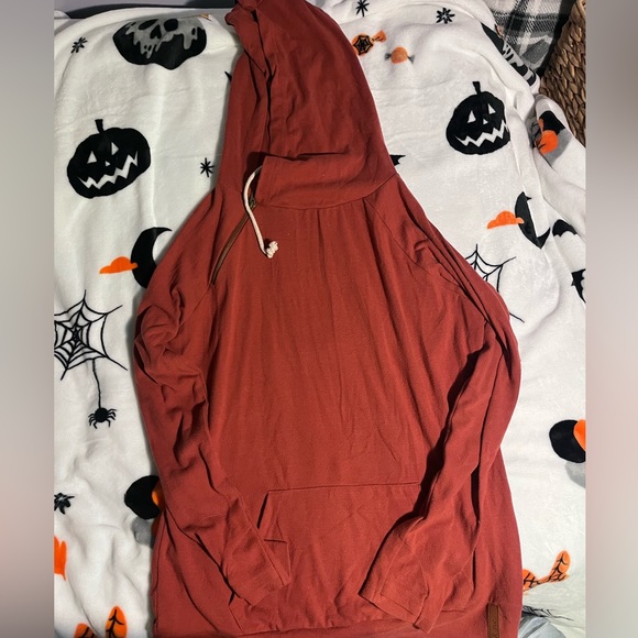 Fall sweatshirt!!🍁🍁 - Picture 1 of 2